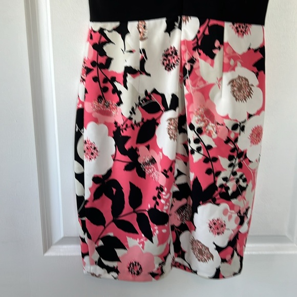 New York and Company pink floral dress size 2 black ivory - Picture 8 of 8